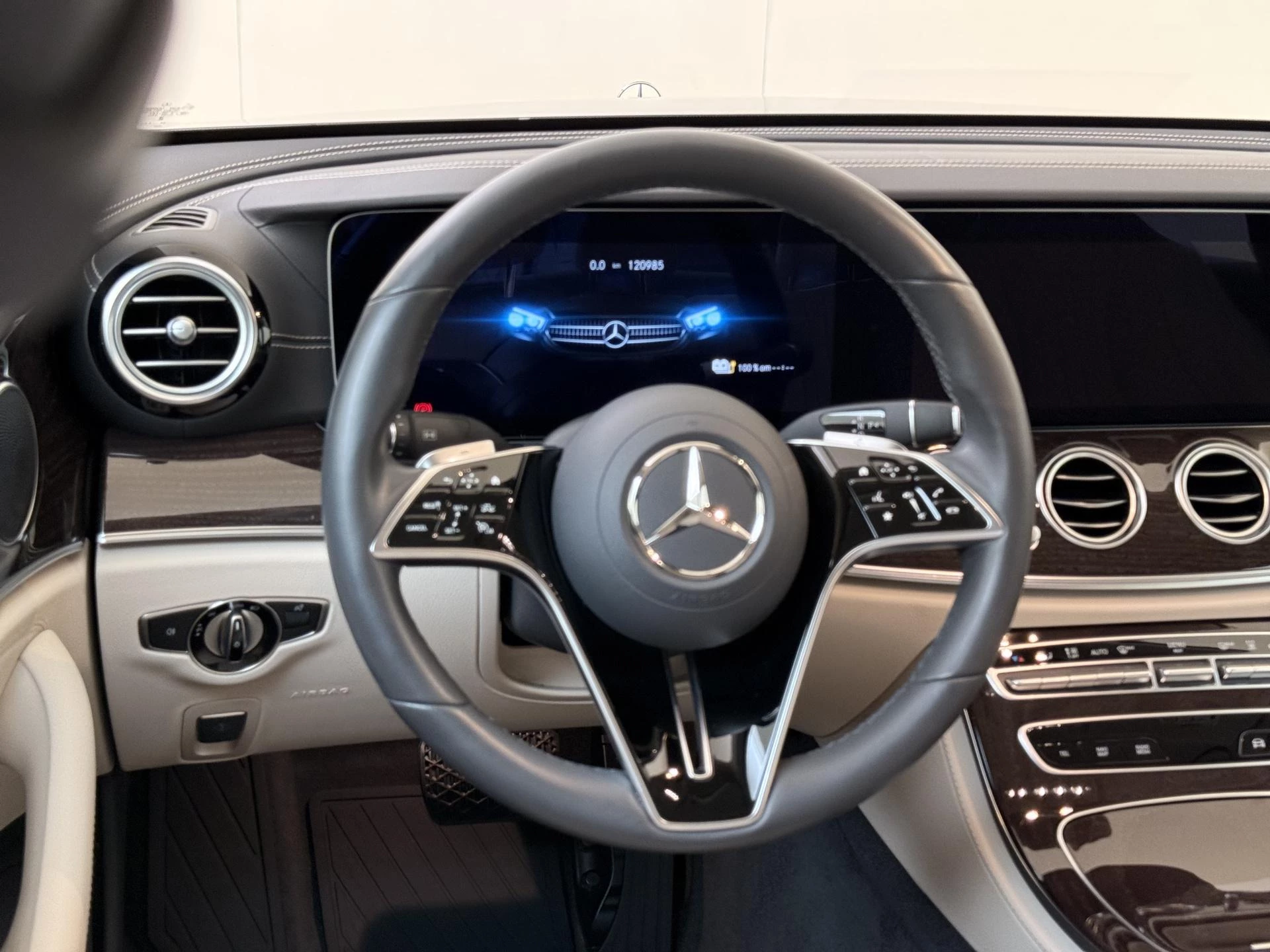 Mercedes-Benz E-Klasse 300 de Luxury Line