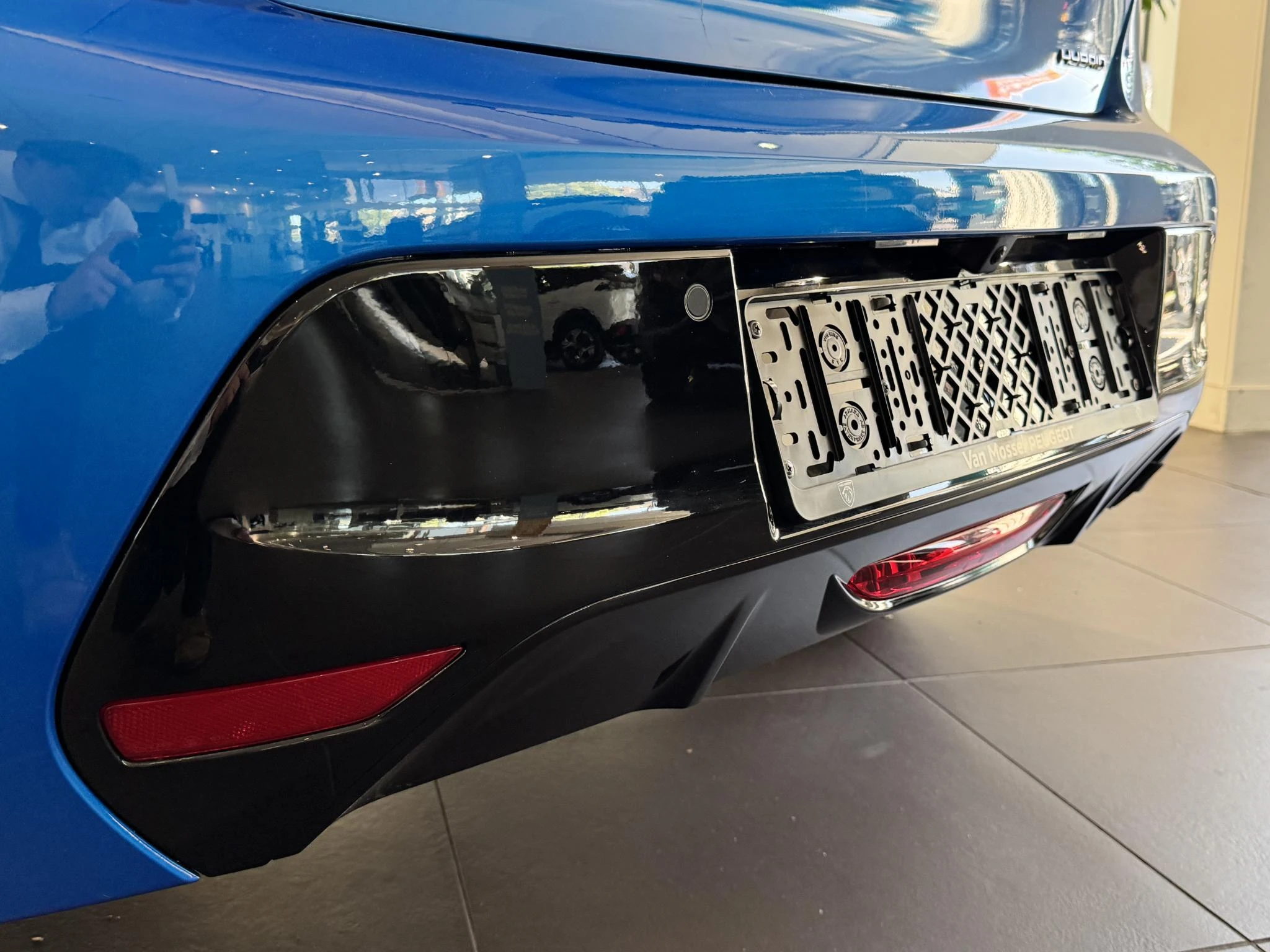 Peugeot 208 1.2 Hybrid 110 e-DCS6 GT
