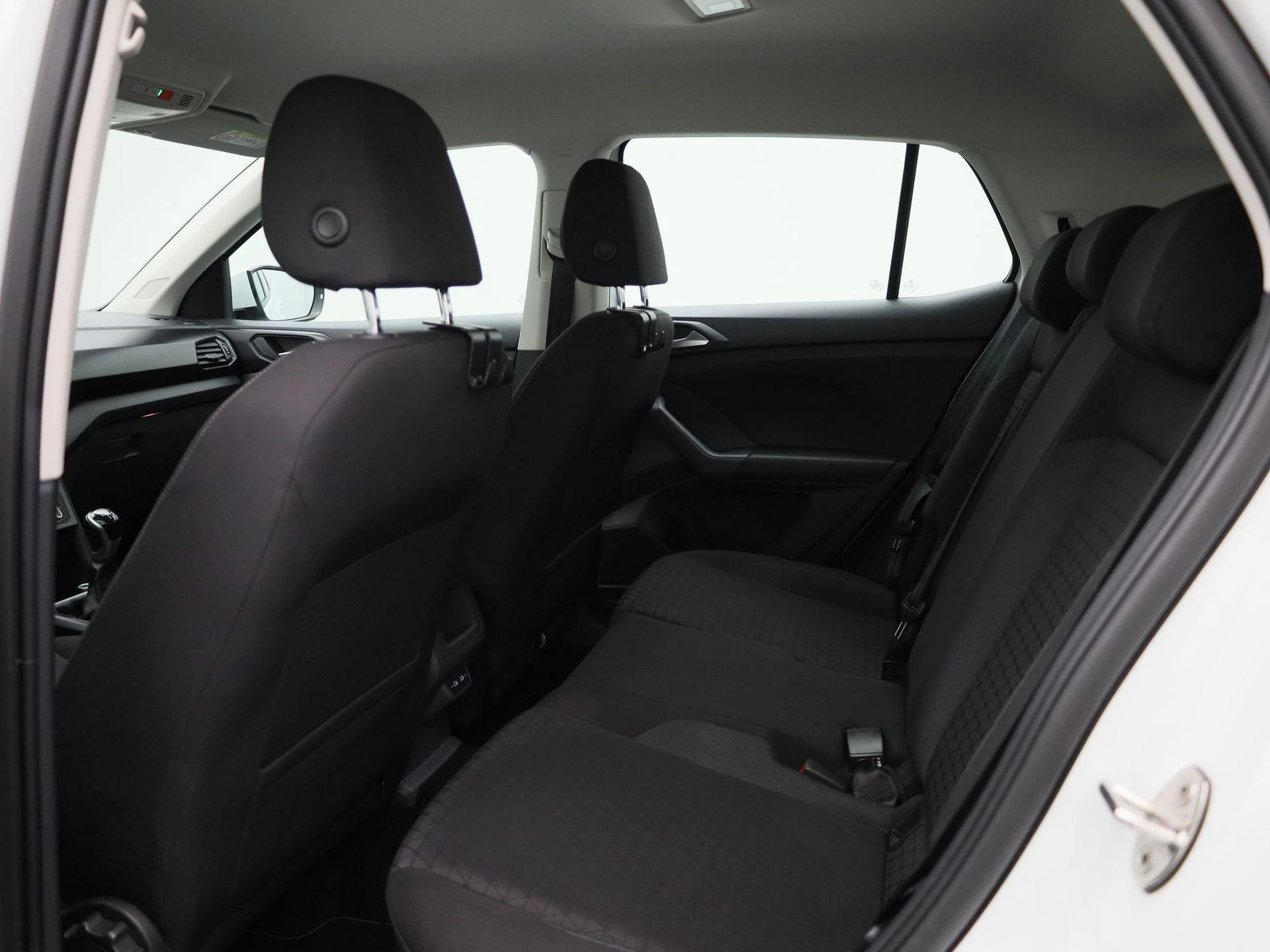 Volkswagen-T-Cross-image-9