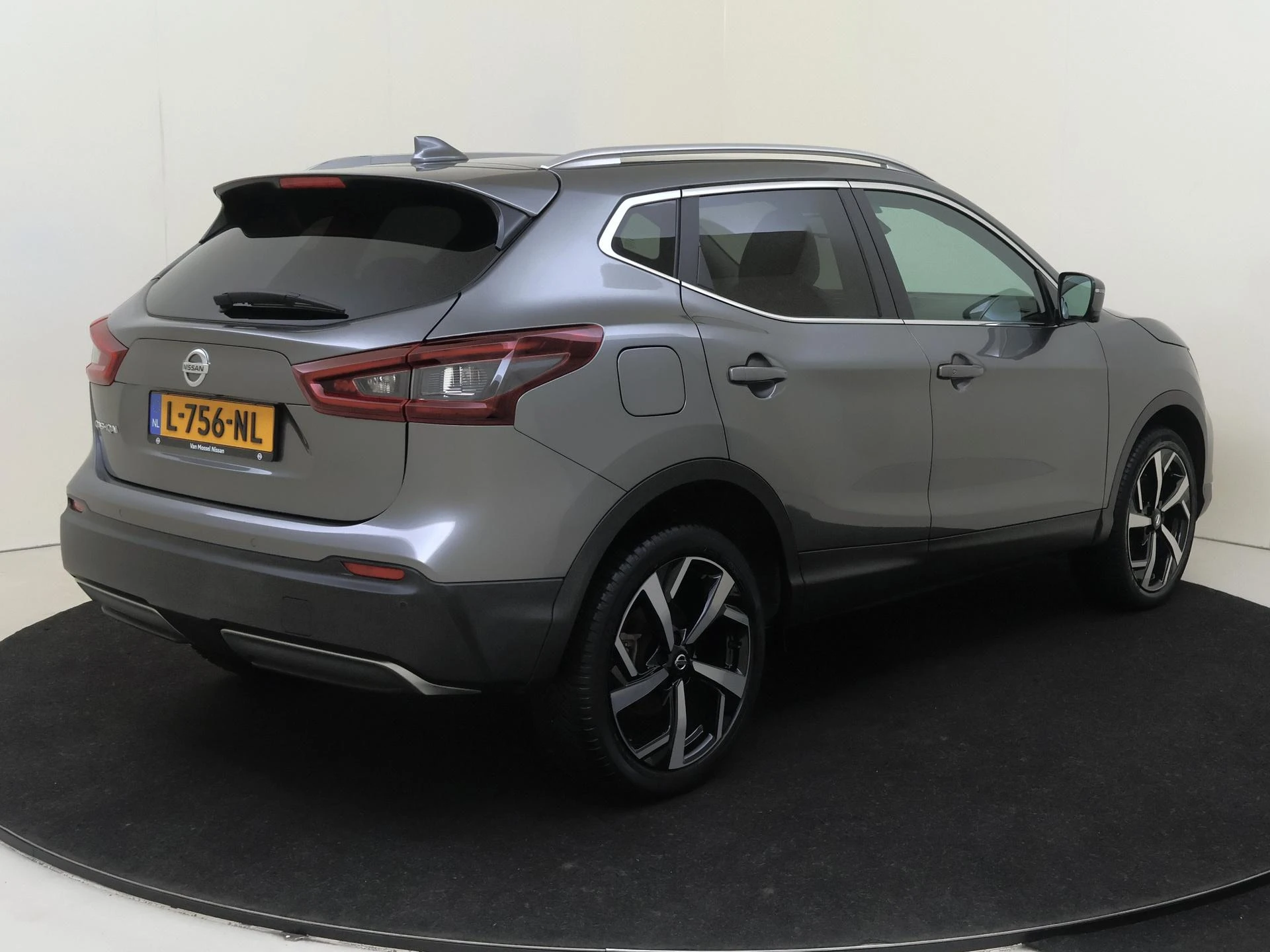 Nissan-QASHQAI-image-3