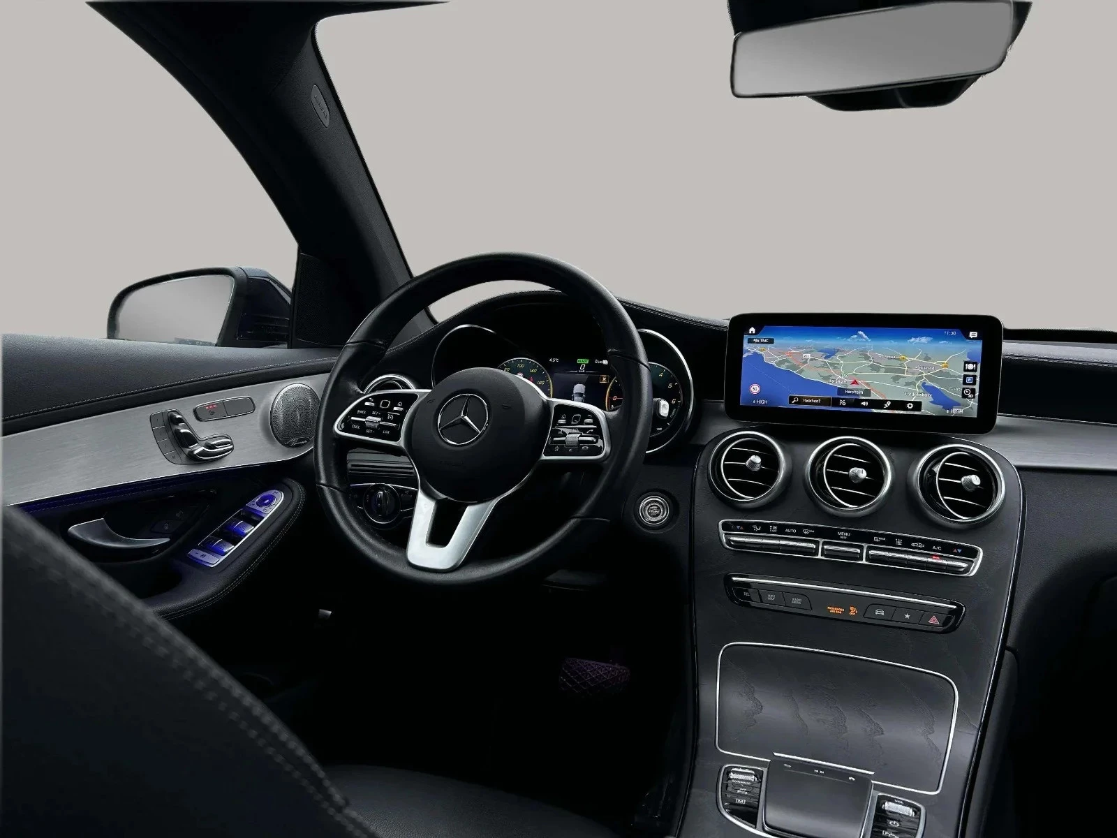 Mercedes-Benz-GLC-image-17