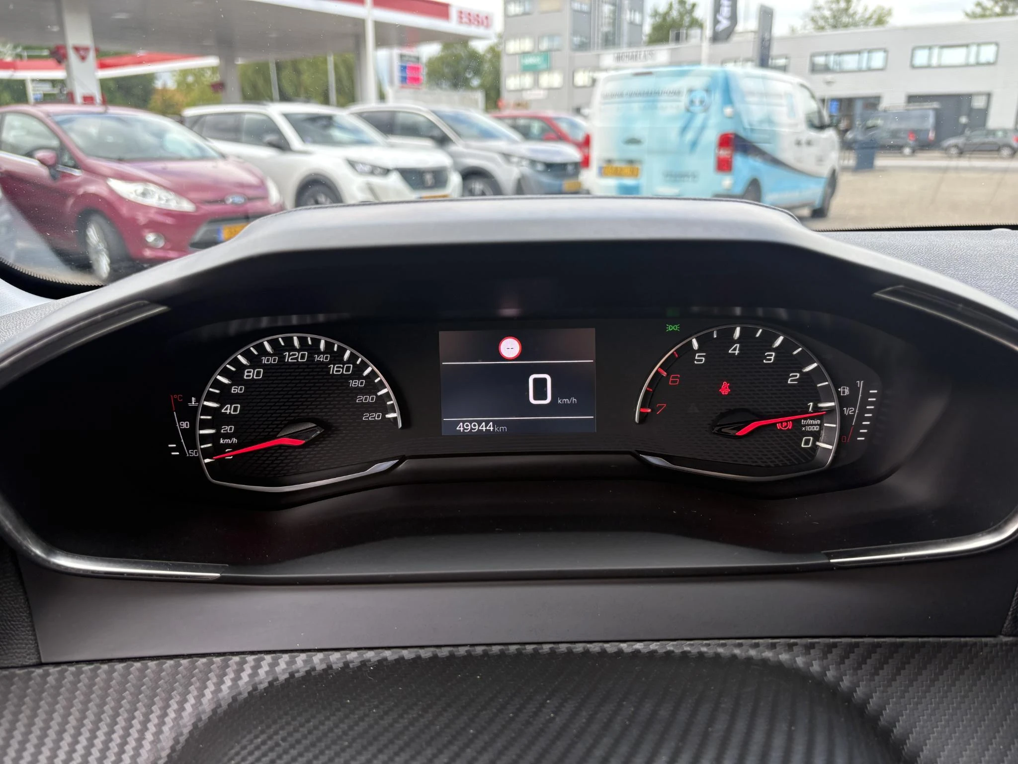 Peugeot-208-image-12