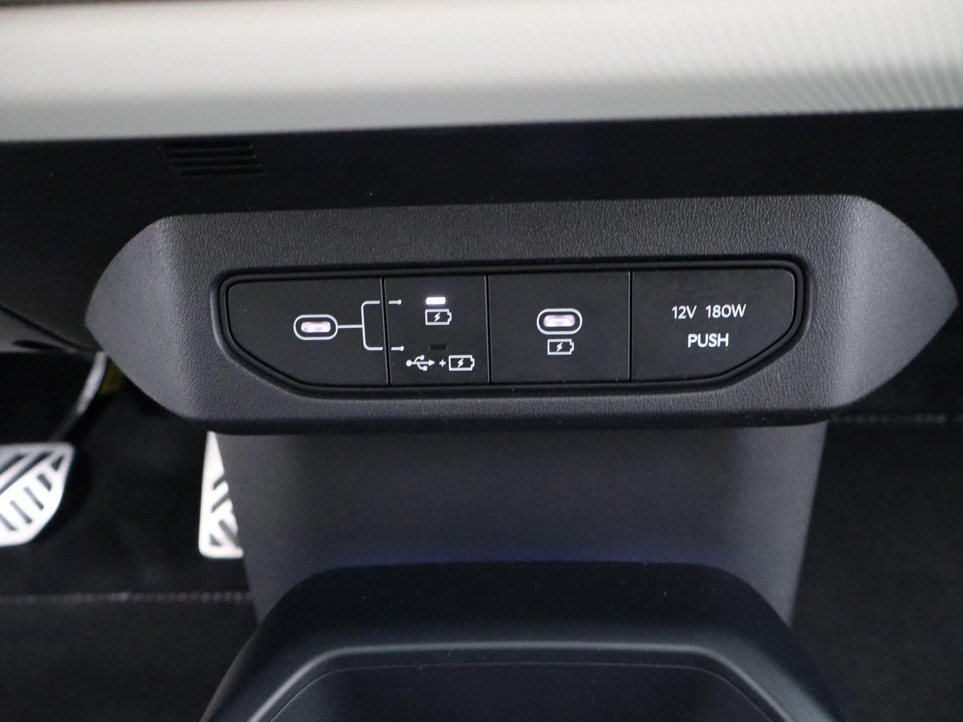 Kia-EV4-image-26