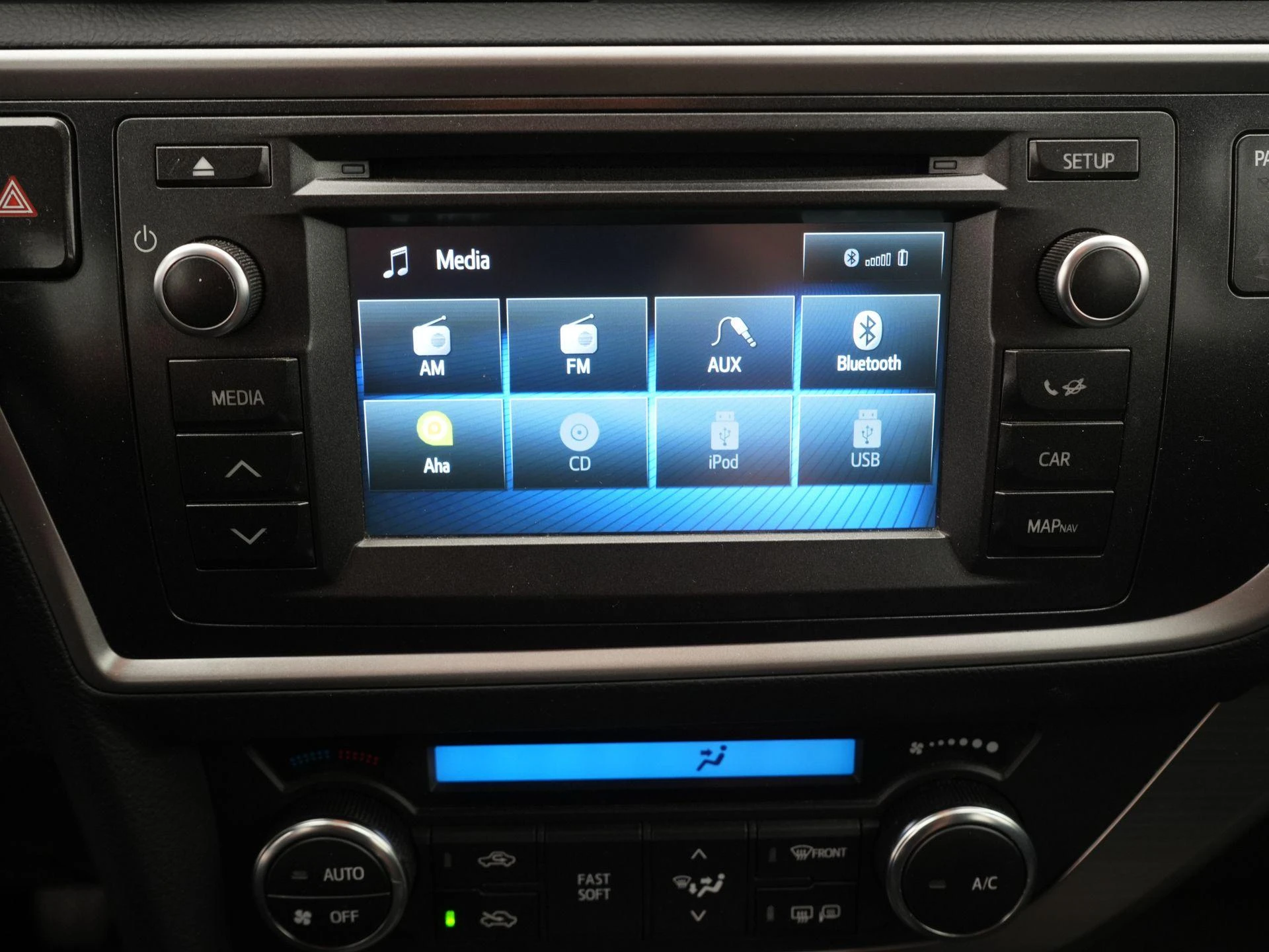 Toyota-Auris-image-12