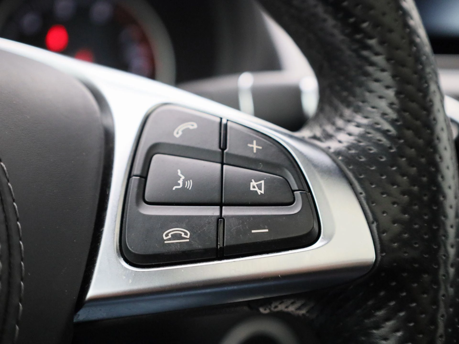 Mercedes-Benz-B-Klasse-image-27