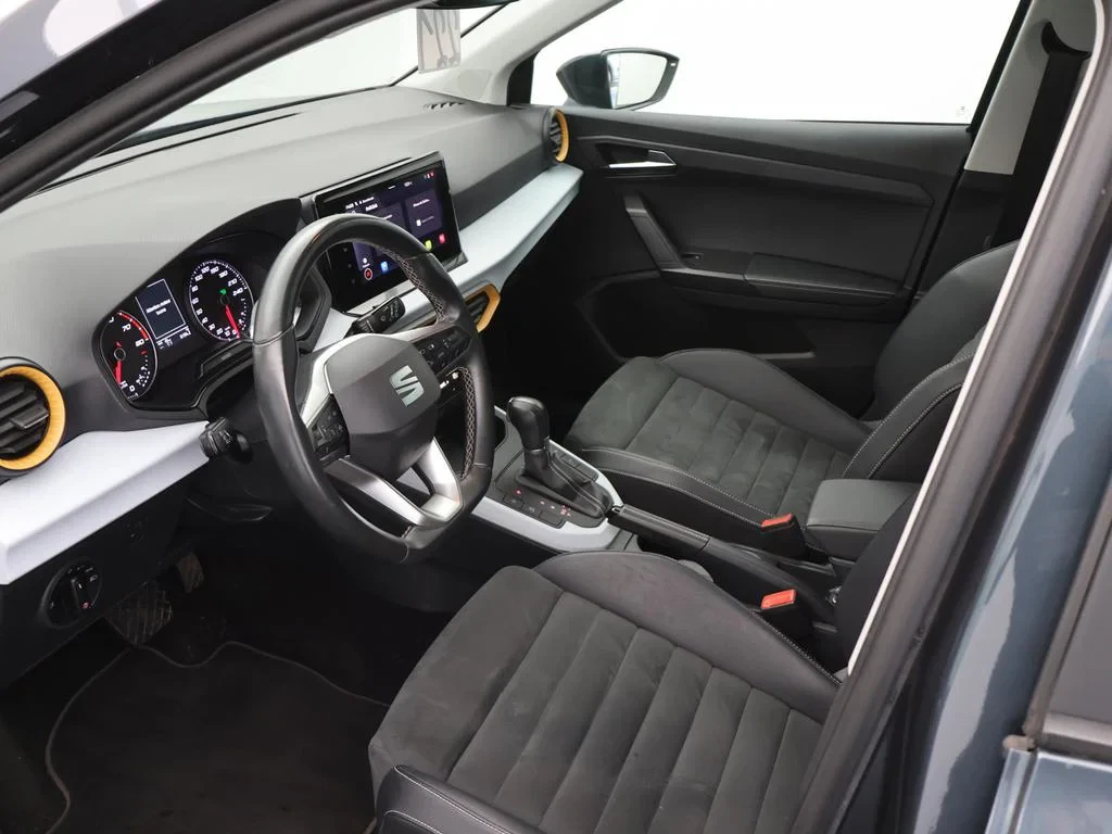 SEAT-Arona-image-12