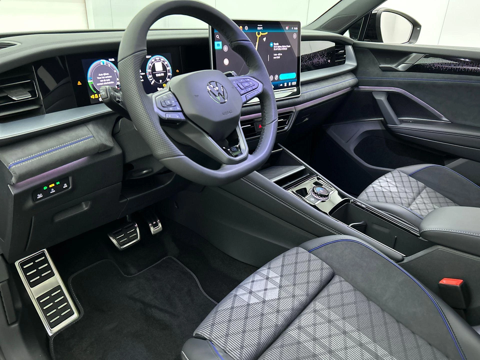Volkswagen Tayron 1.5 eHybrid R-Line Edition