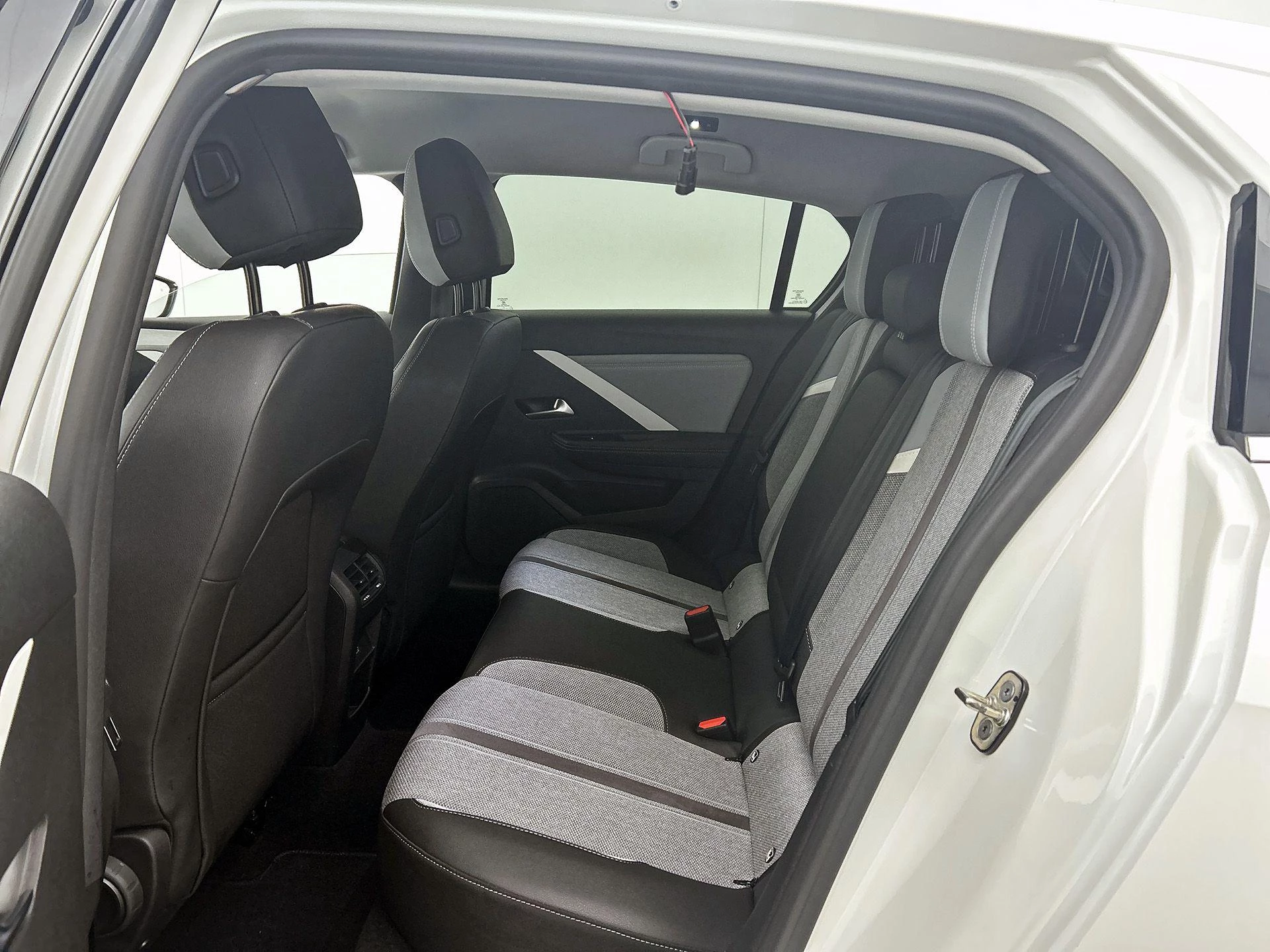 Opel-Astra-image-22