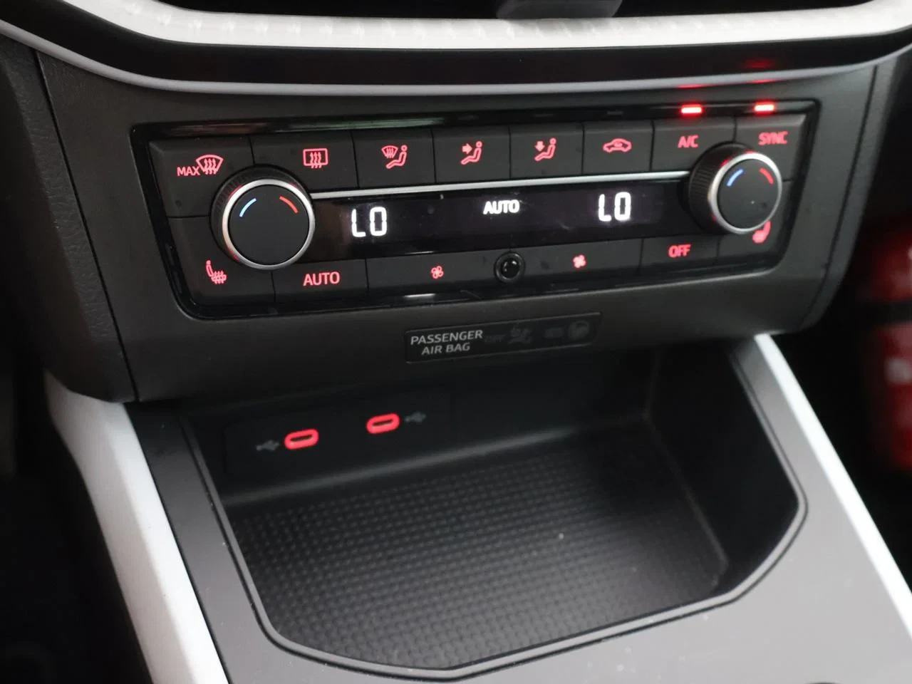 SEAT-Arona-image-5