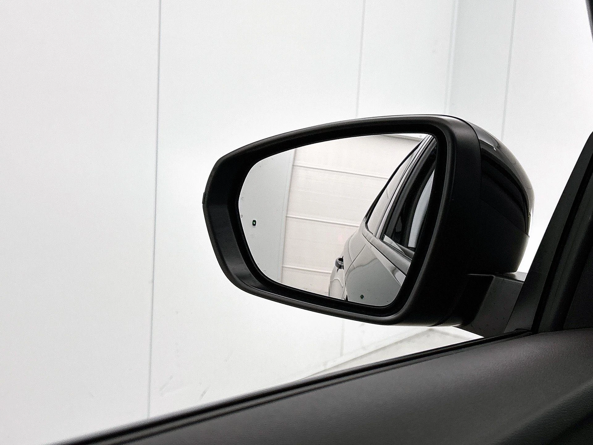 Opel-Grandland-image-17