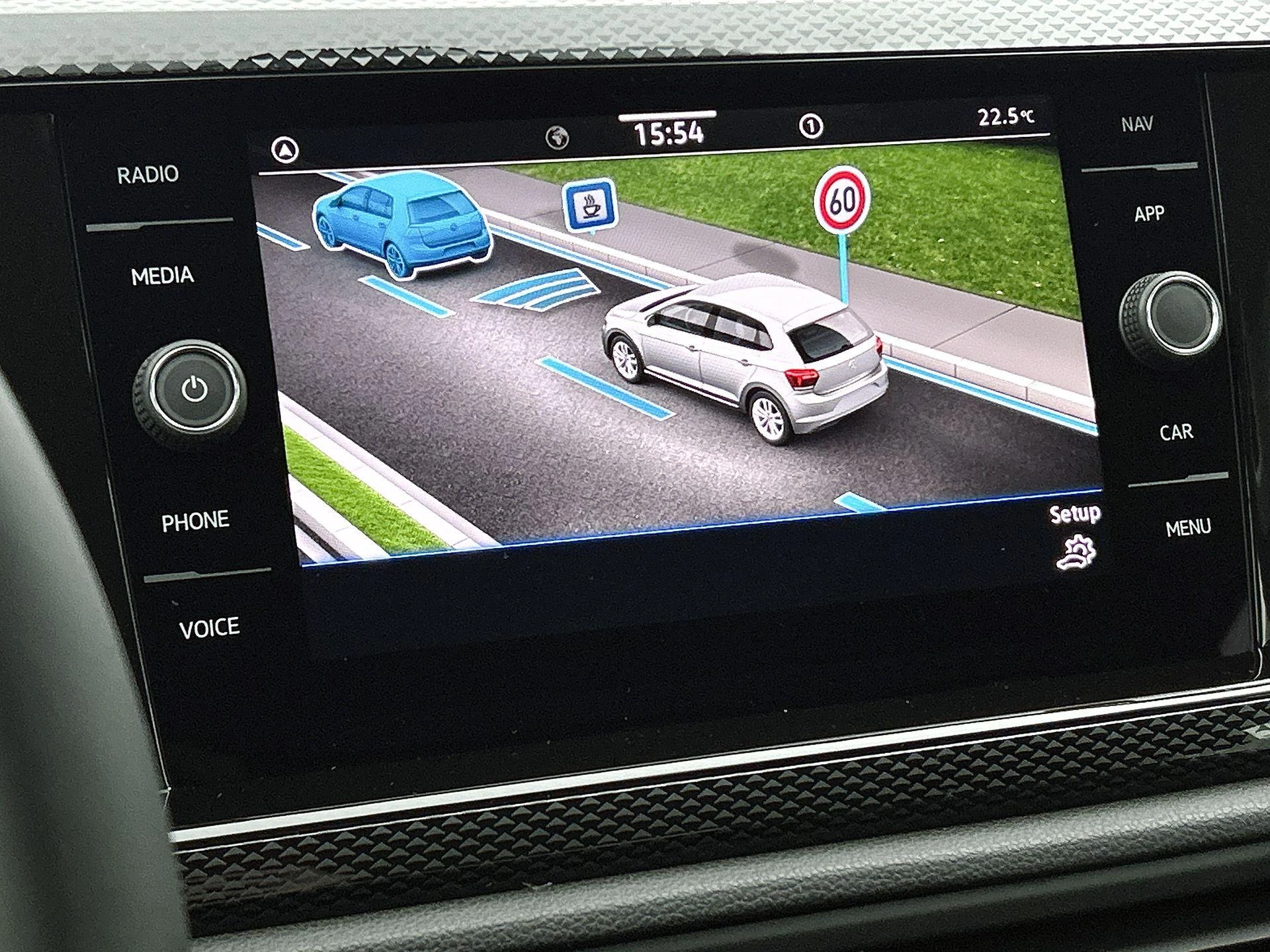 Volkswagen-Polo-image-17
