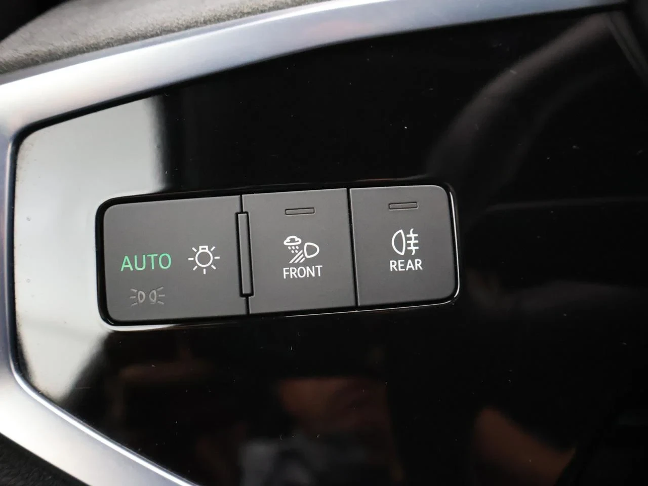 Audi-Q3-image-25