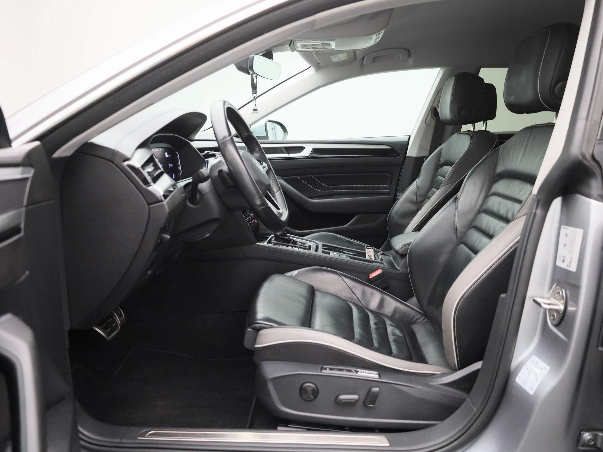 Volkswagen-Arteon-image-10