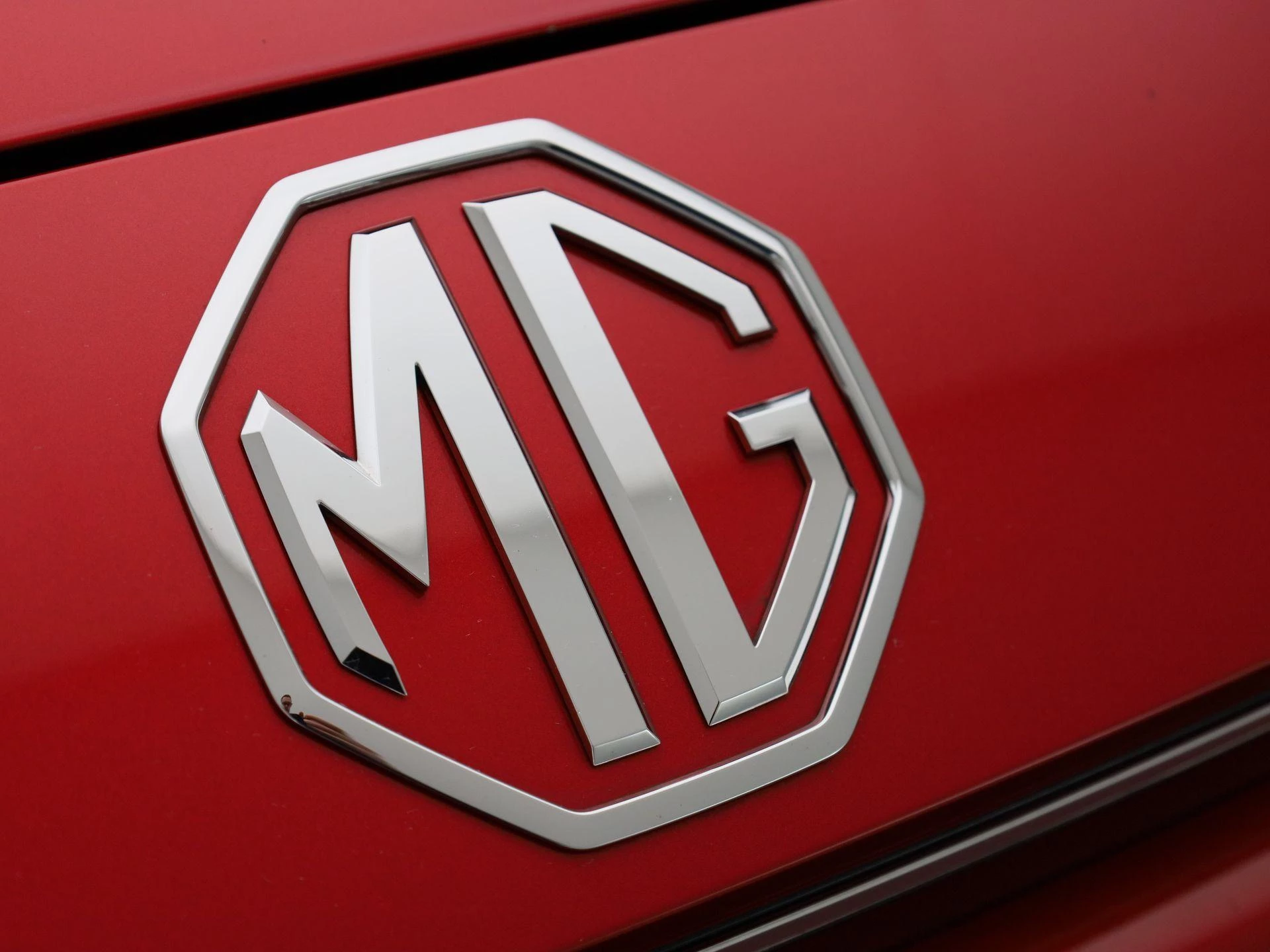 MG ZS 1.5 Hybrid+ Luxury