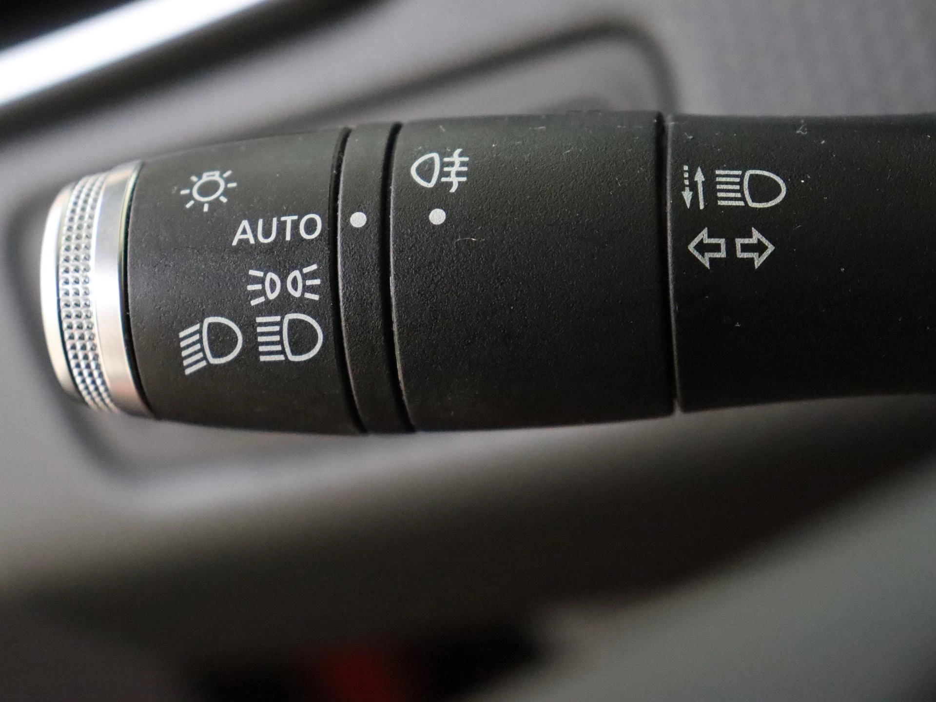 Renault-Clio-image-21