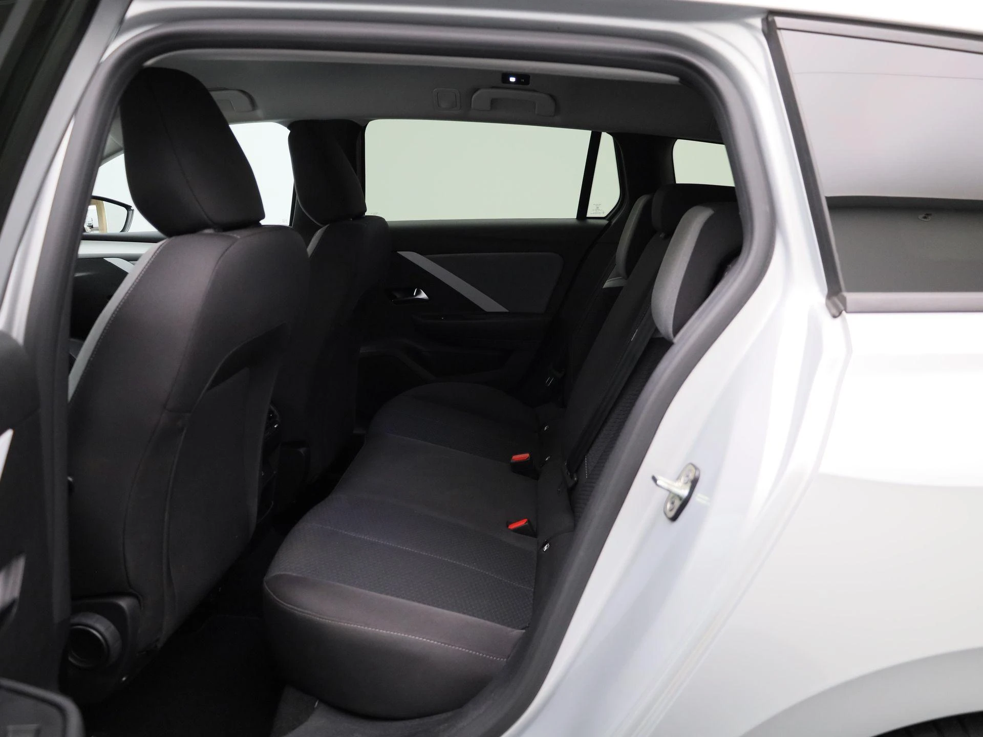 Opel-Astra-image-9