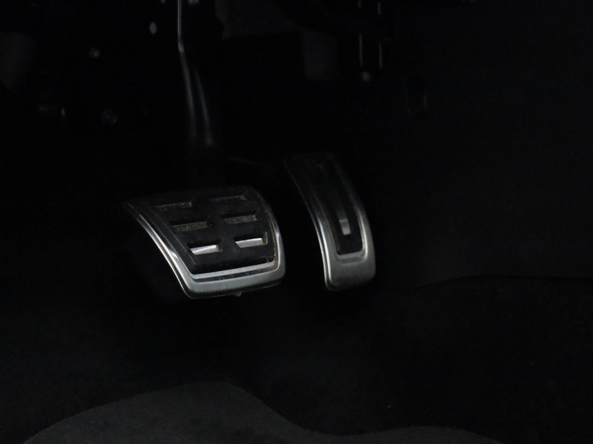 Volkswagen-Polo-image-31