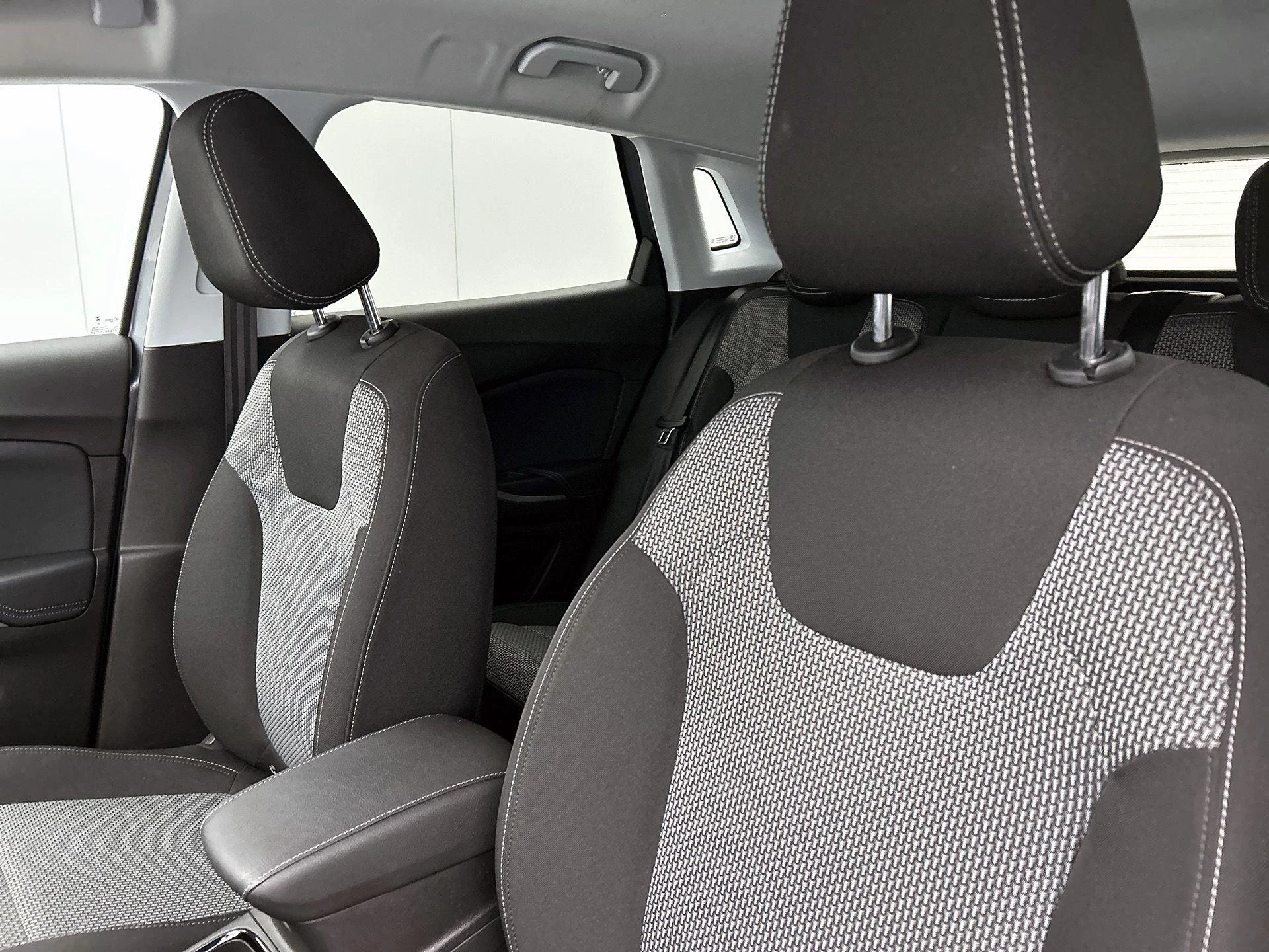 Opel-Grandland-image-10