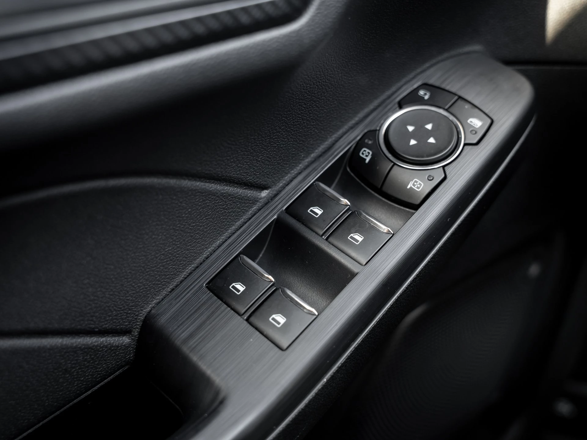 Ford-Kuga-image-22