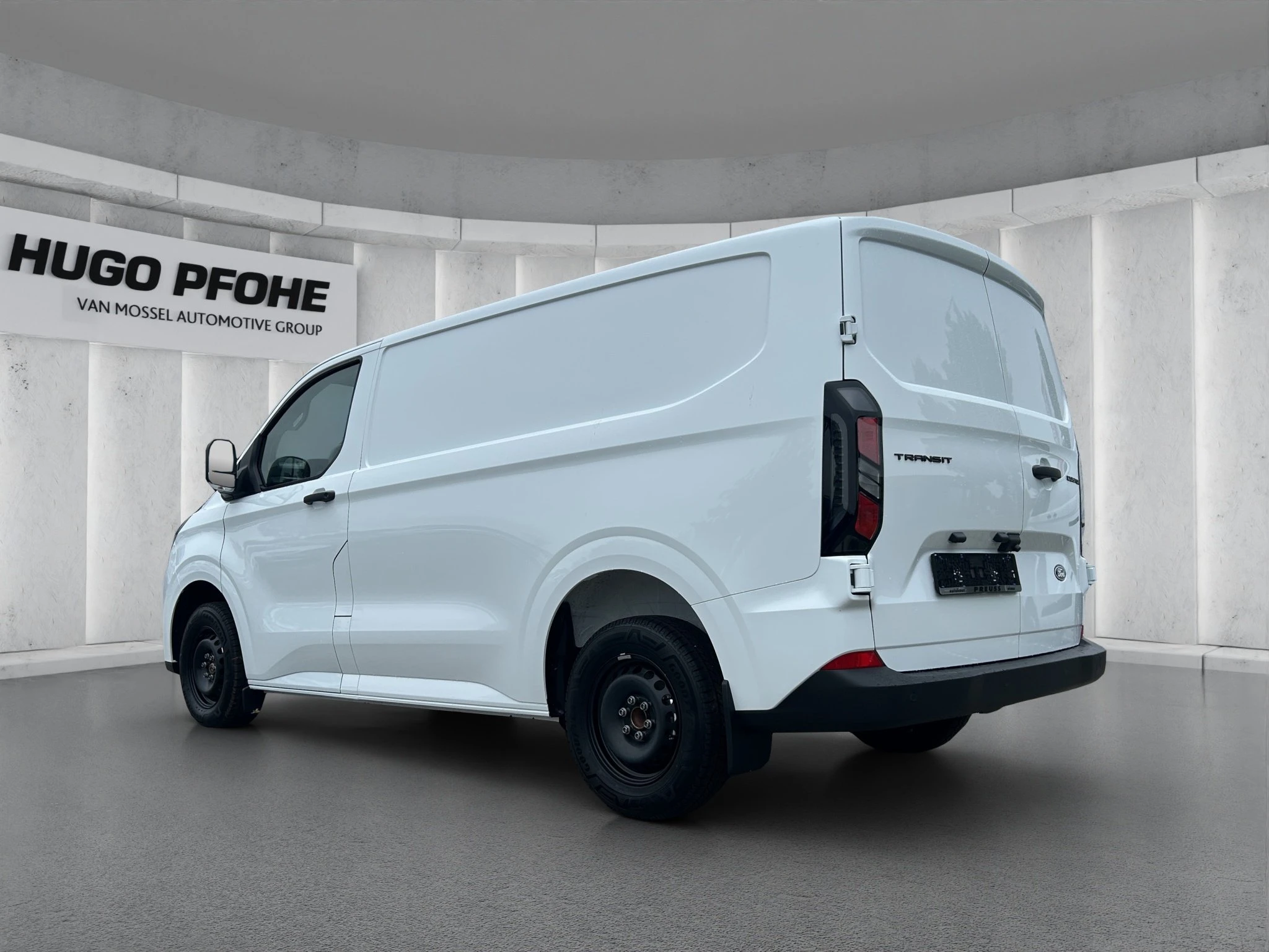 Ford-Transit Custom-image-2