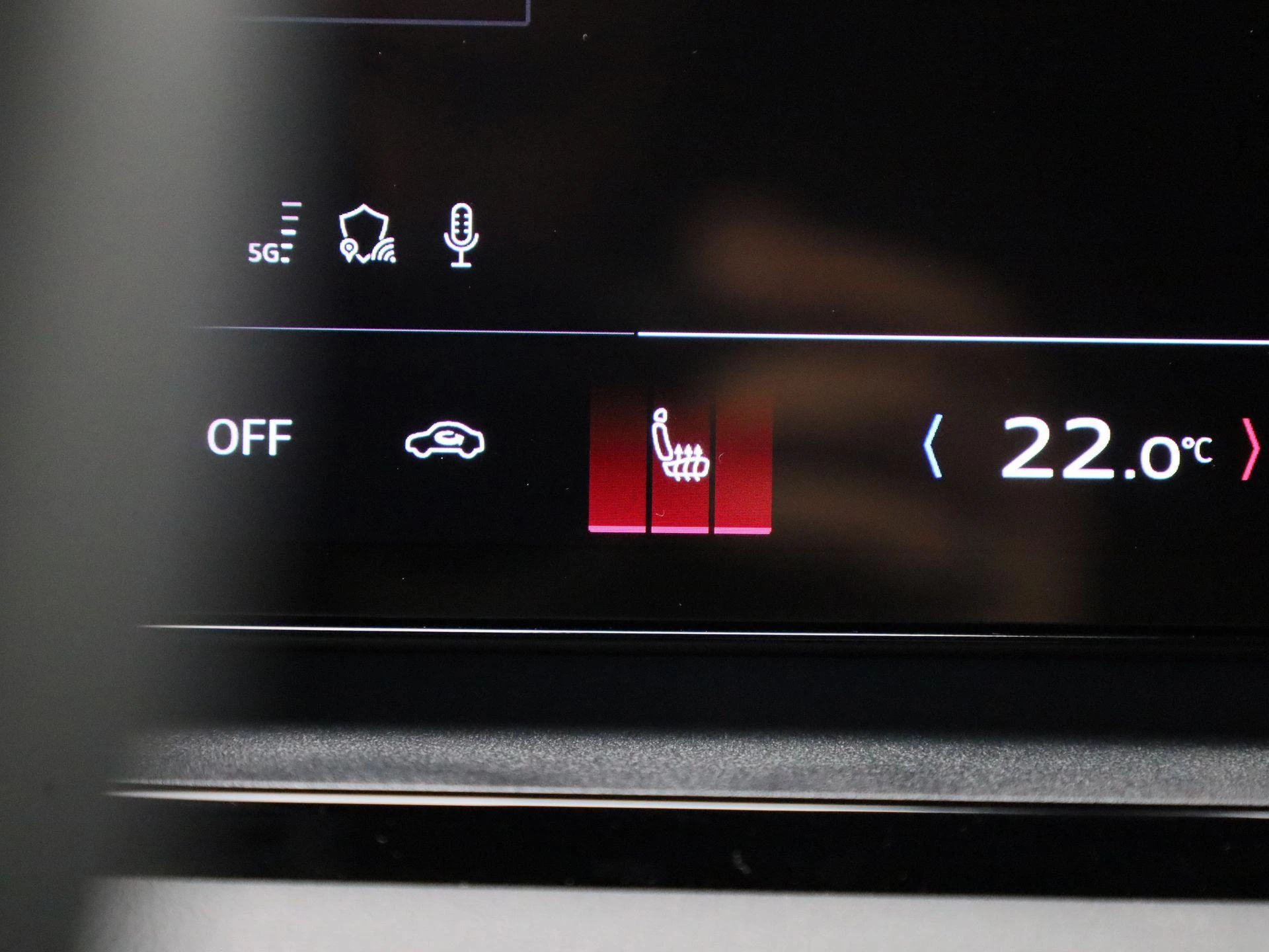 Audi-Q6 e-tron-image-22