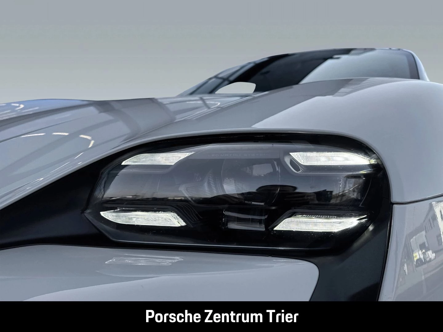 Porsche Taycan 4S HA-Lenkung Nachtsicht InnoDrive BOSE -