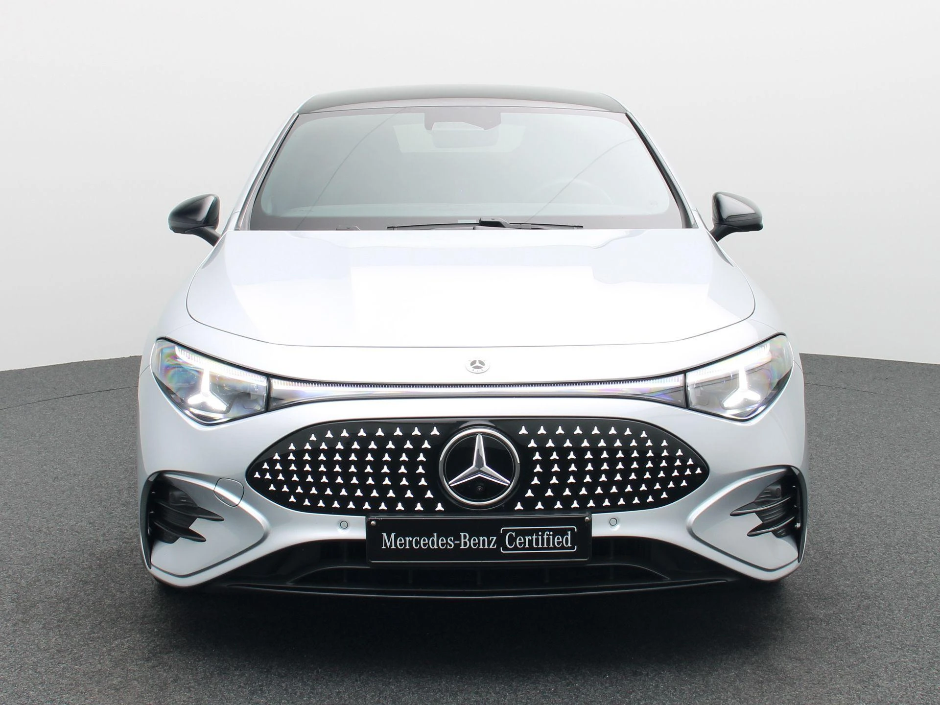 Mercedes-Benz-CLA-image-2