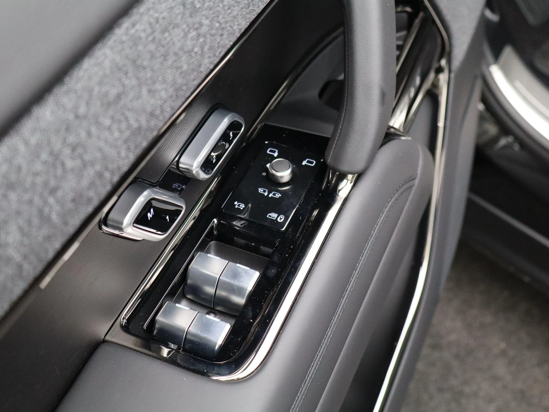 Land Rover Range Rover Sport 3.0 P550e Autobiography Edition PHEV