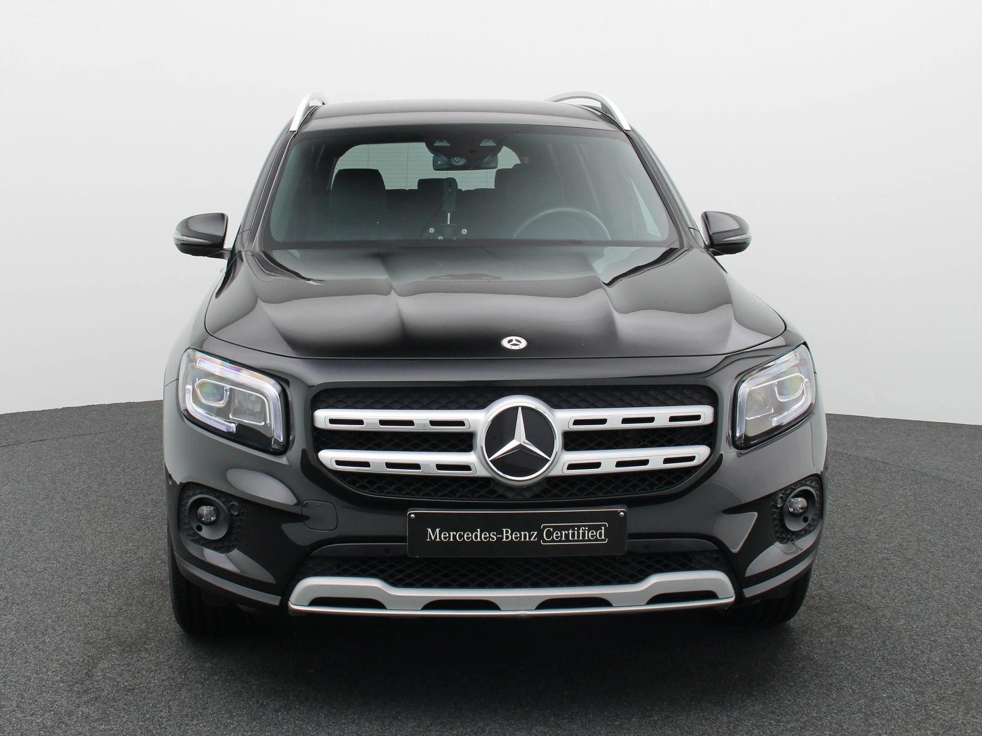 Mercedes-Benz GLB 200 Business Solution + CARPLAY + LED + CAMERA +