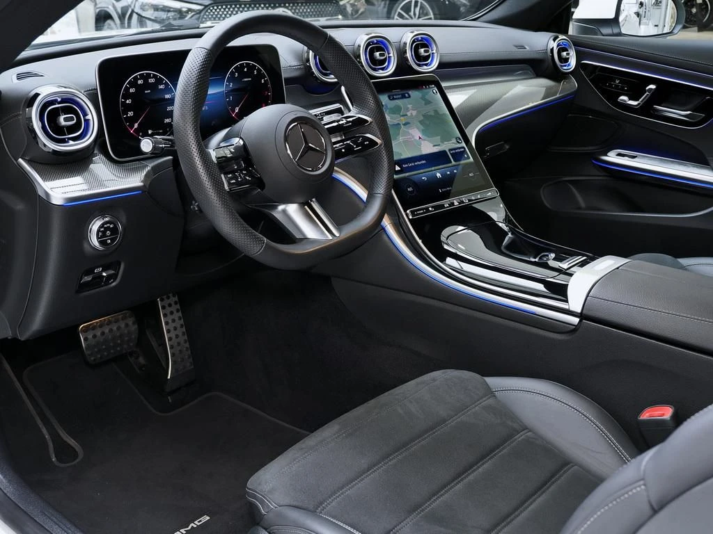 Mercedes-Benz-CLE 200-image-8