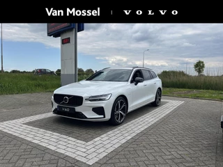 Volvo V60 T8 Plug-in hybrid AWD Ultra Dark