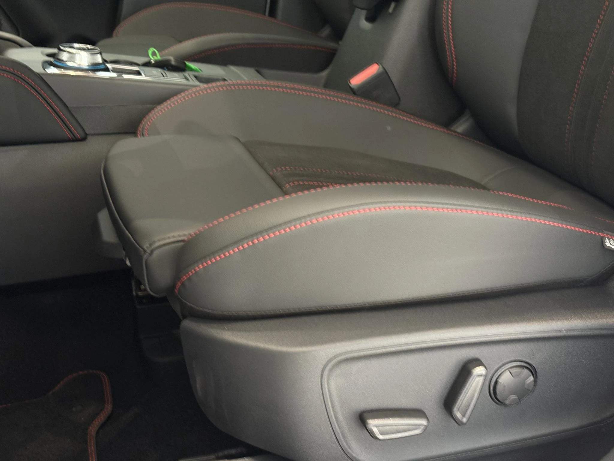 Ford-Kuga-image-11