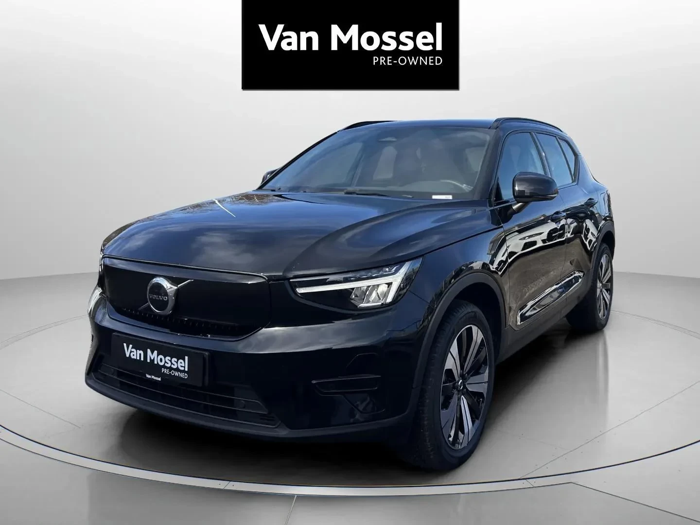 Volvo-XC40-image-0