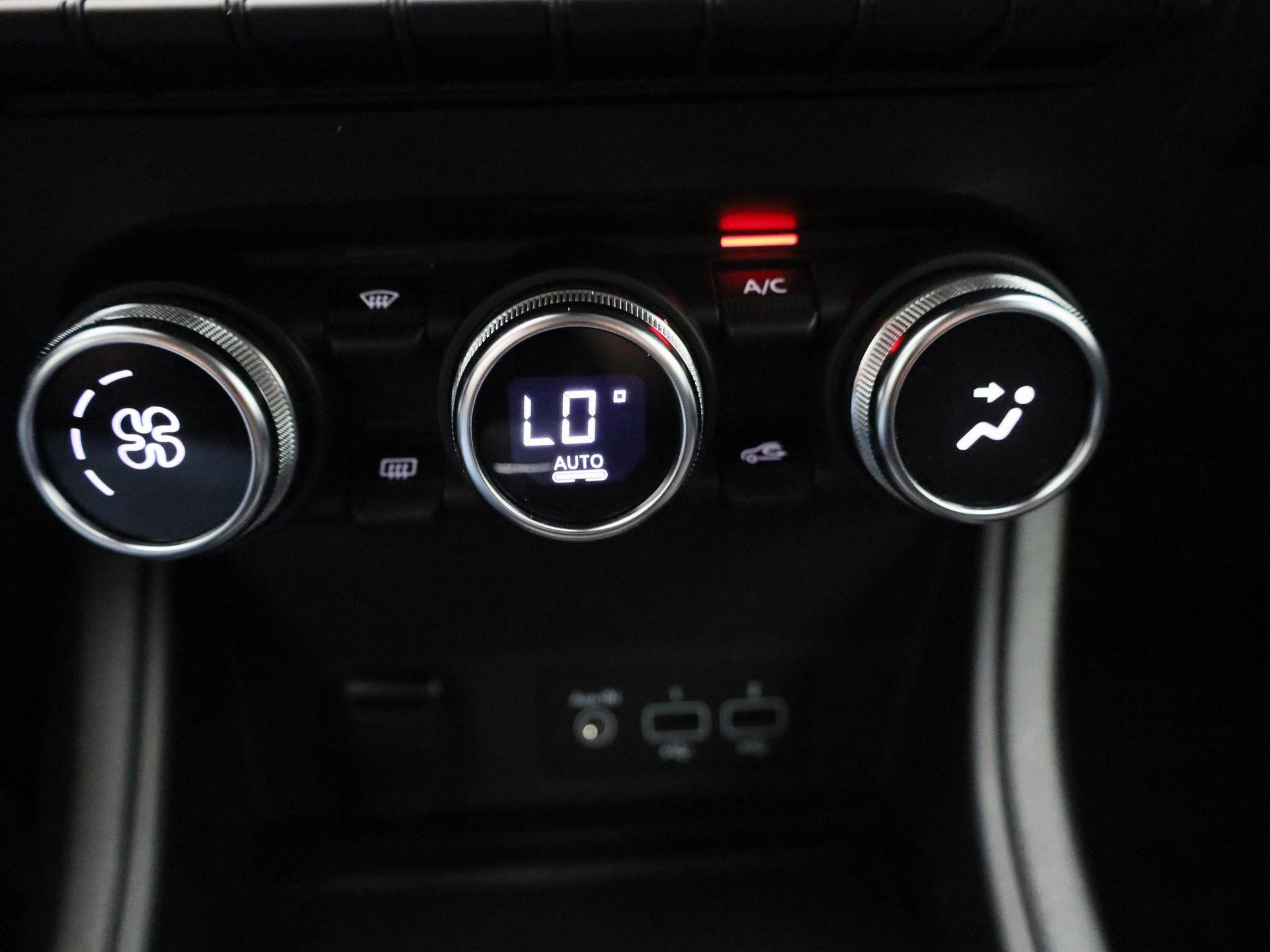 Renault-Captur-image-21
