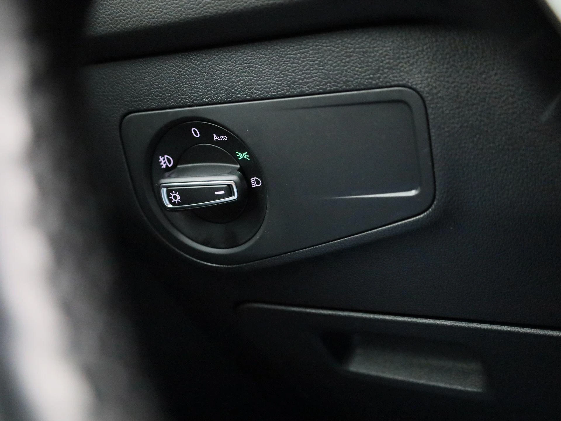 Volkswagen-Tiguan Allspace-image-21