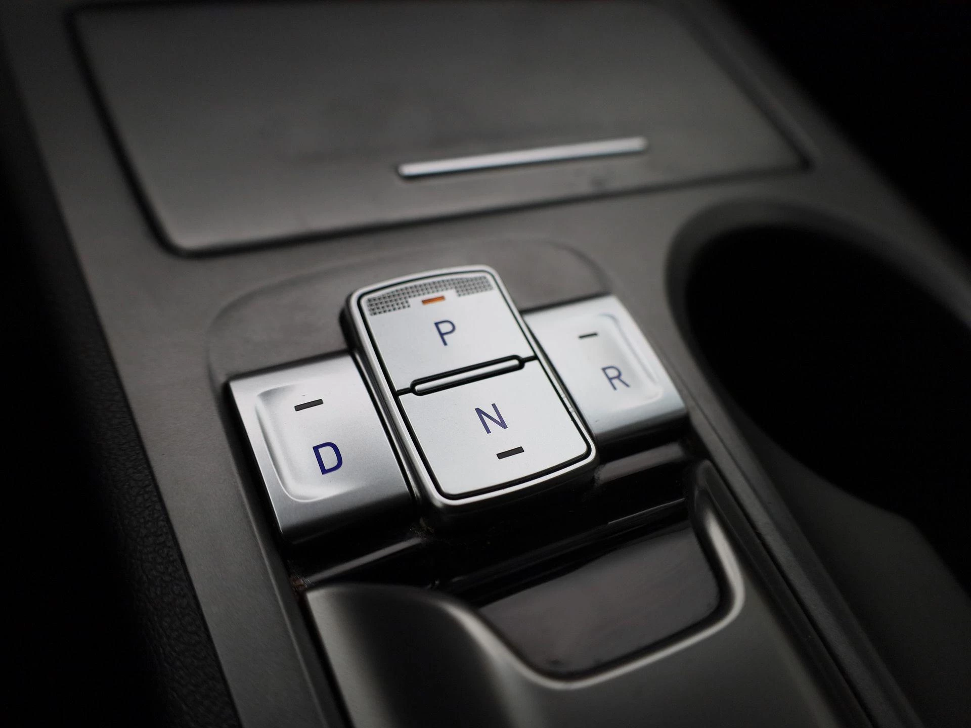Hyundai-Kona-image-24