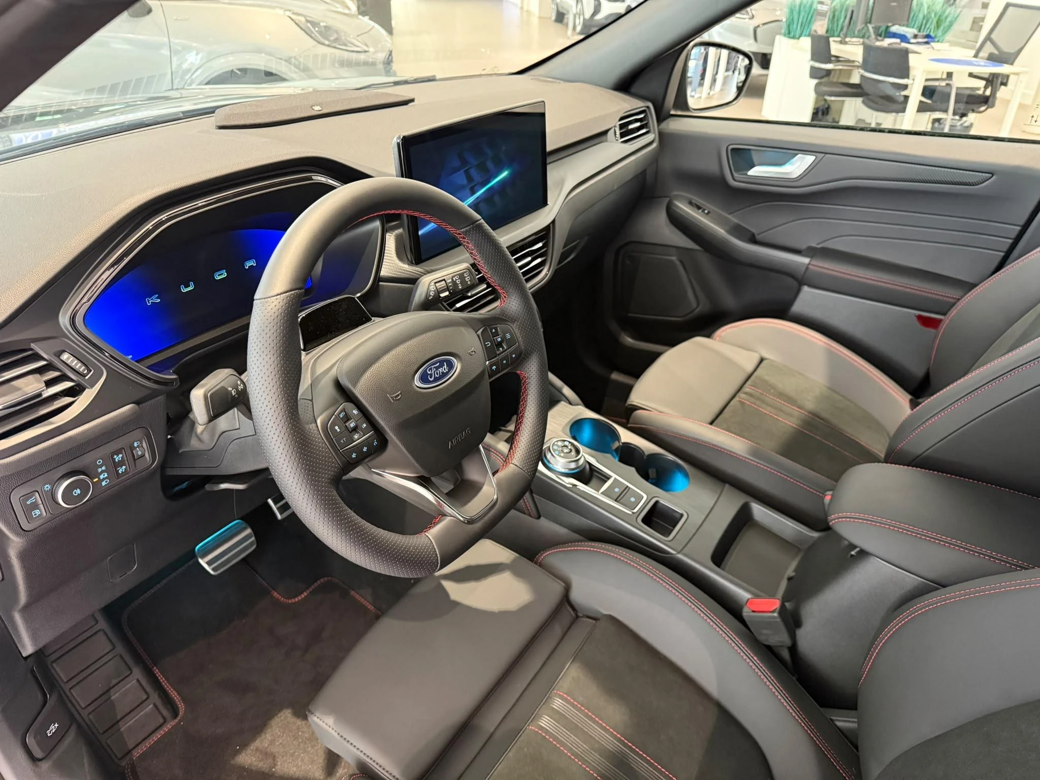 Ford-Kuga-image-11