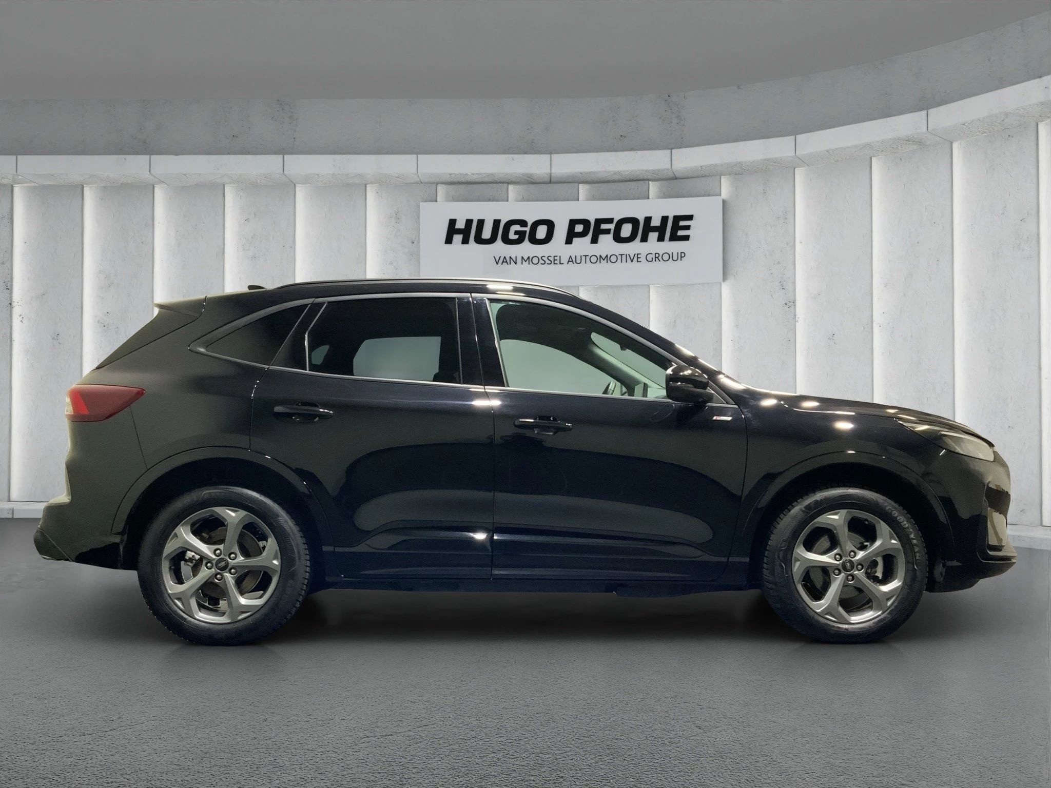 Ford Kuga ST-Line Plug-in*LED-MATRIX*KAM*NAVI*WINTER-PKT.