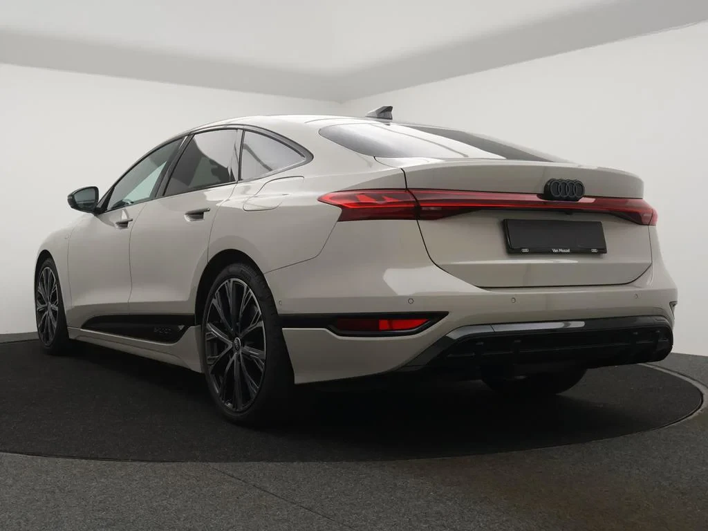 Audi-A6 Sportback e-tron-image-25