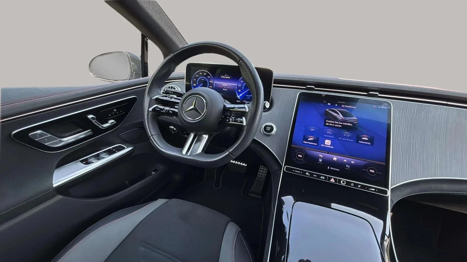 Mercedes-Benz-EQE-image-12