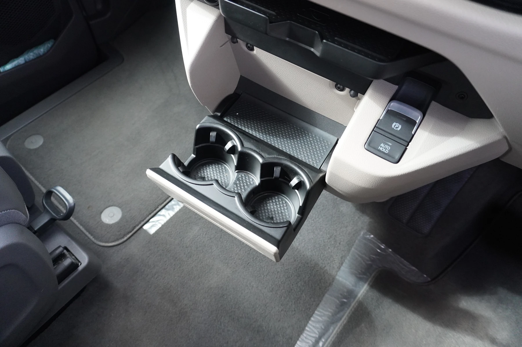 Volkswagen-California-image-40
