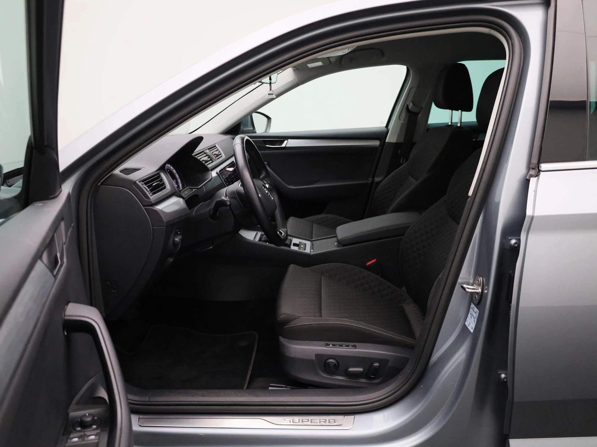 Škoda Superb Combi 1.4 TSI iV 160kW DSG6 Ambition