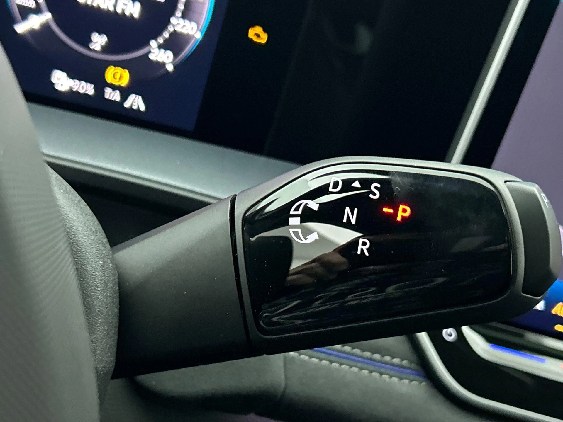Volkswagen Tayron 1.5 eHybrid R-Line Edition