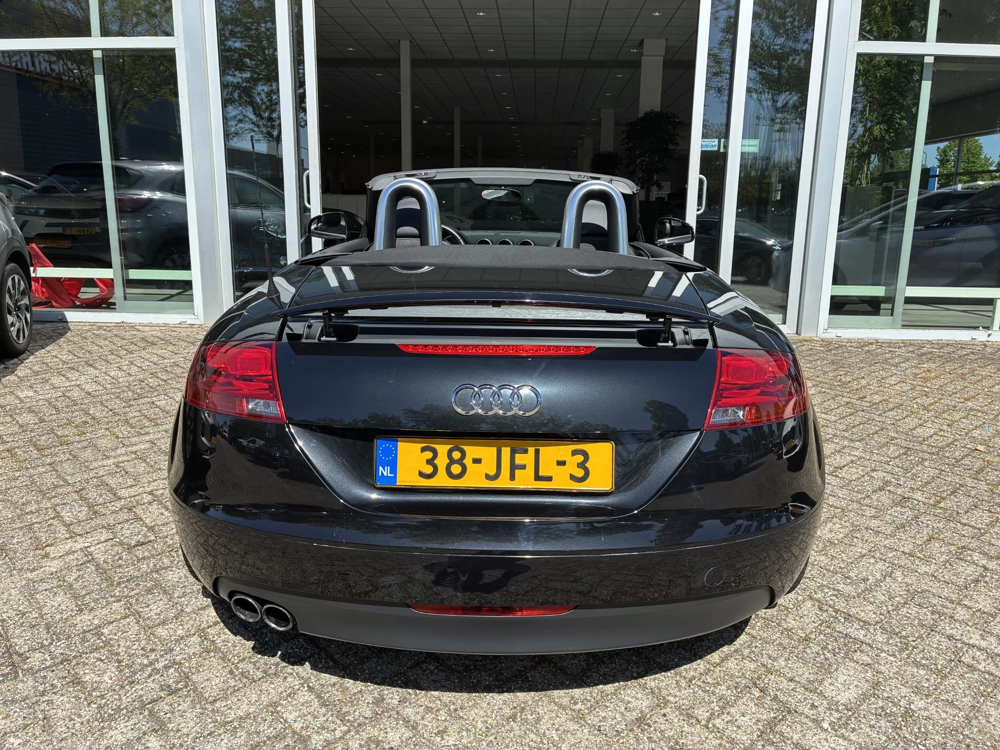 Audi-TT-image-8
