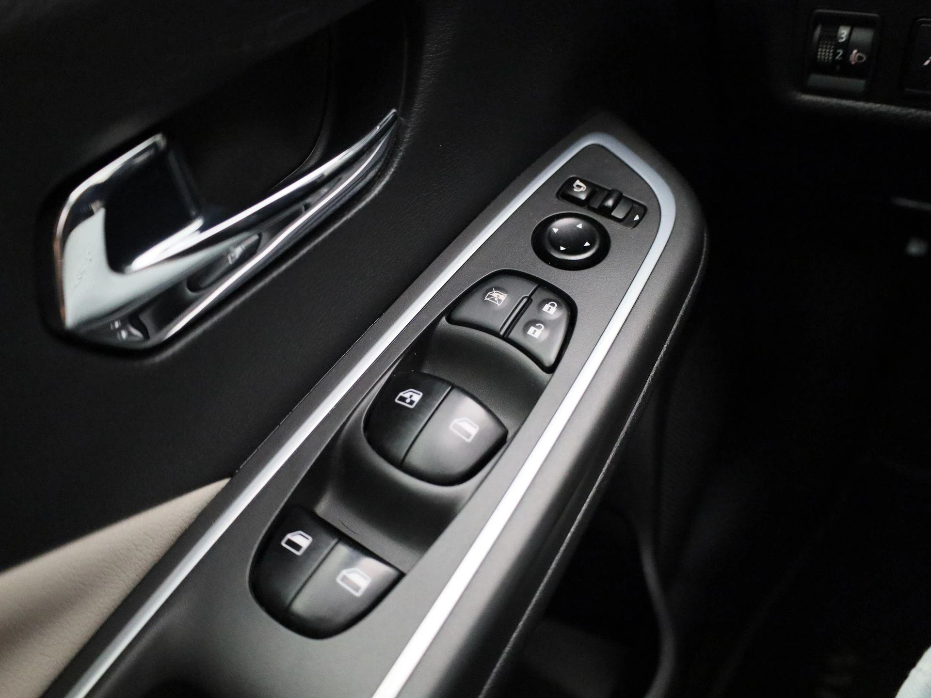 Nissan-Micra-image-22