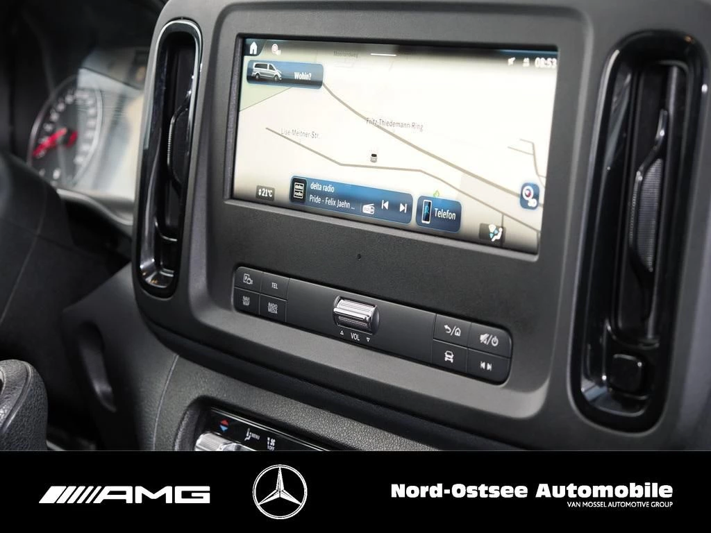 Mercedes-Benz-Vito-image-7