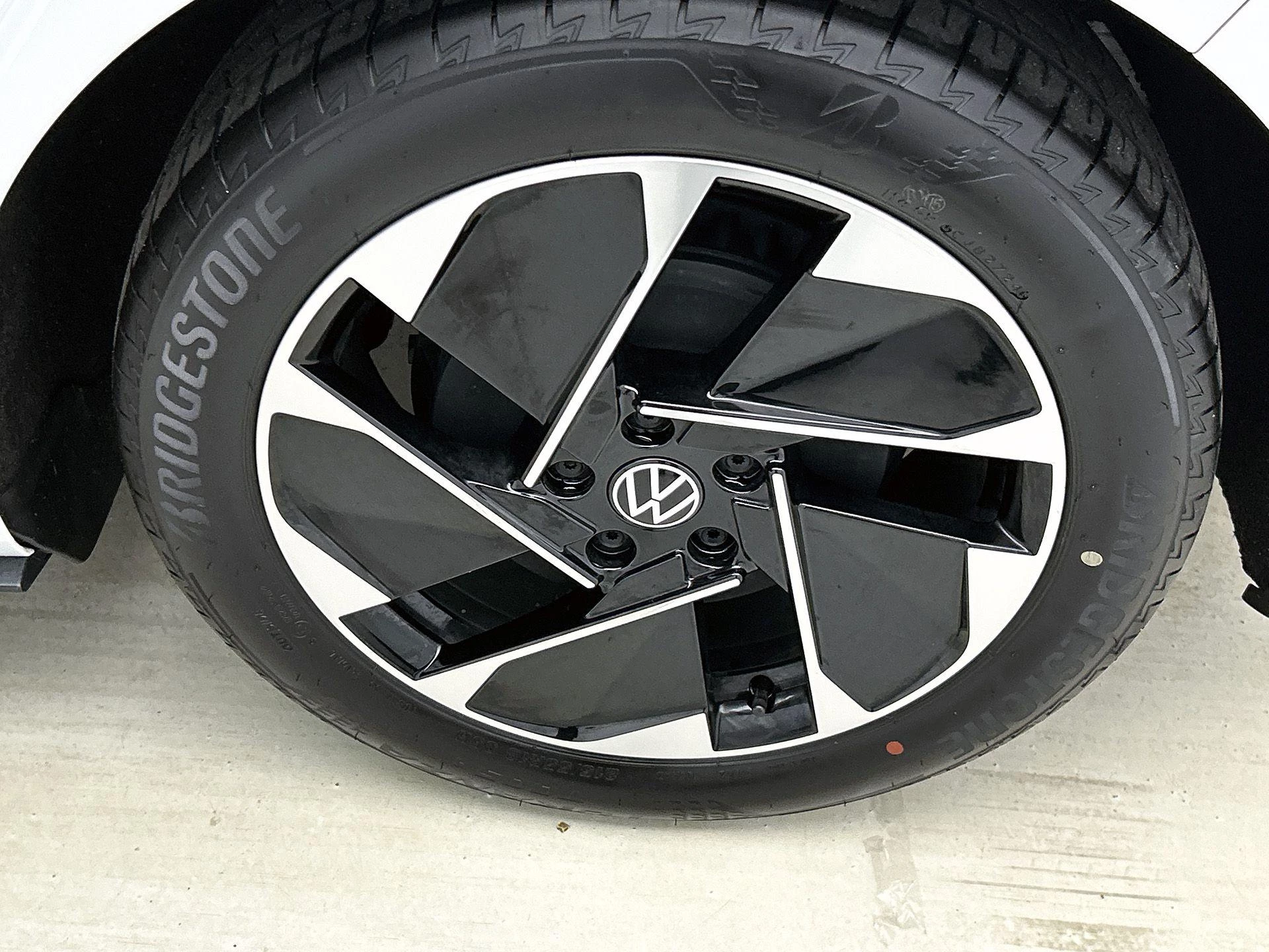 Volkswagen-ID.3-image-30