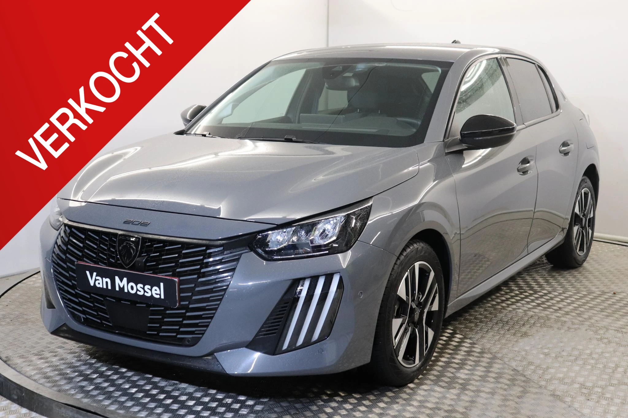 Peugeot-208-image-0