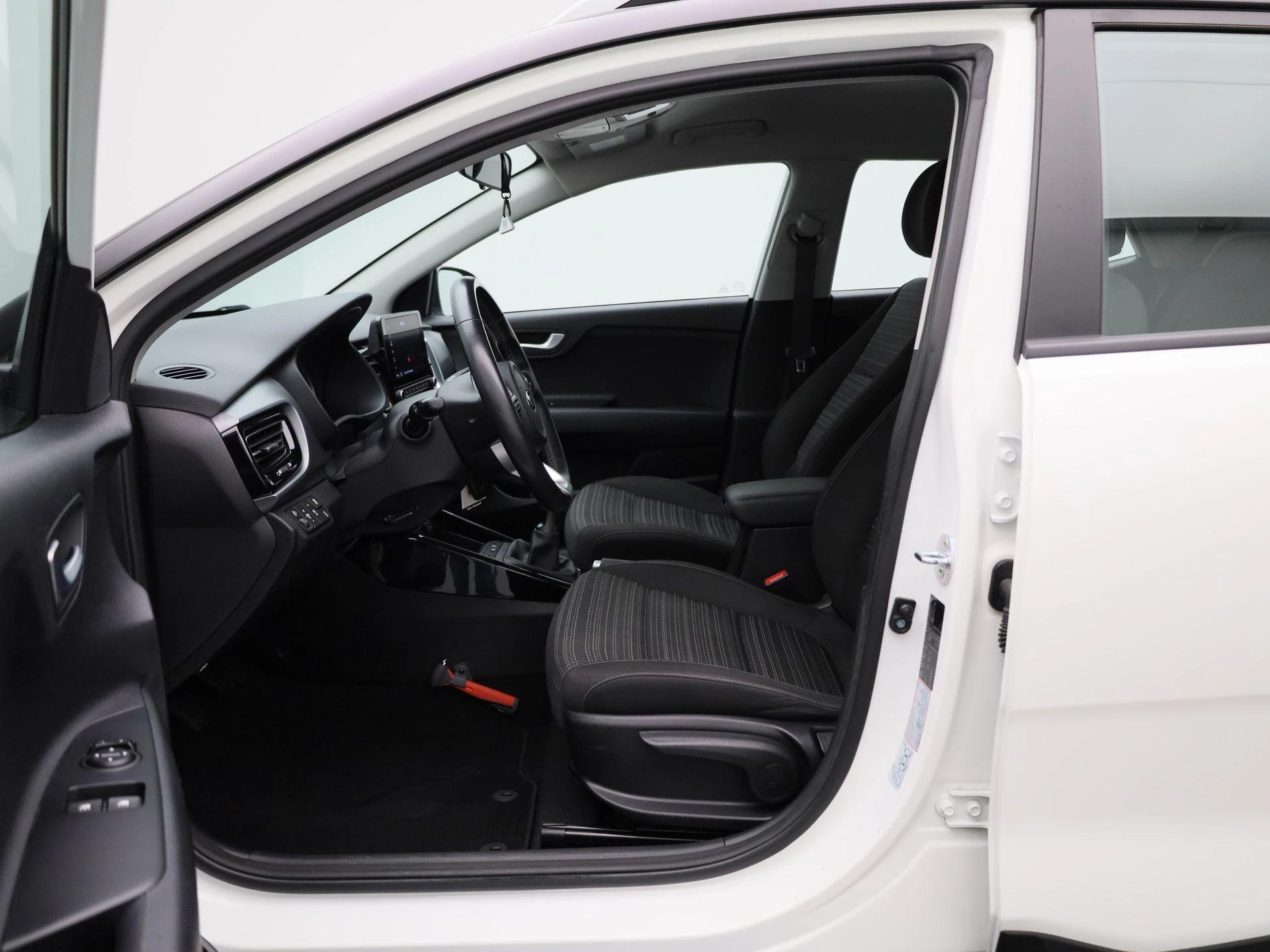 Kia-Stonic-image-8