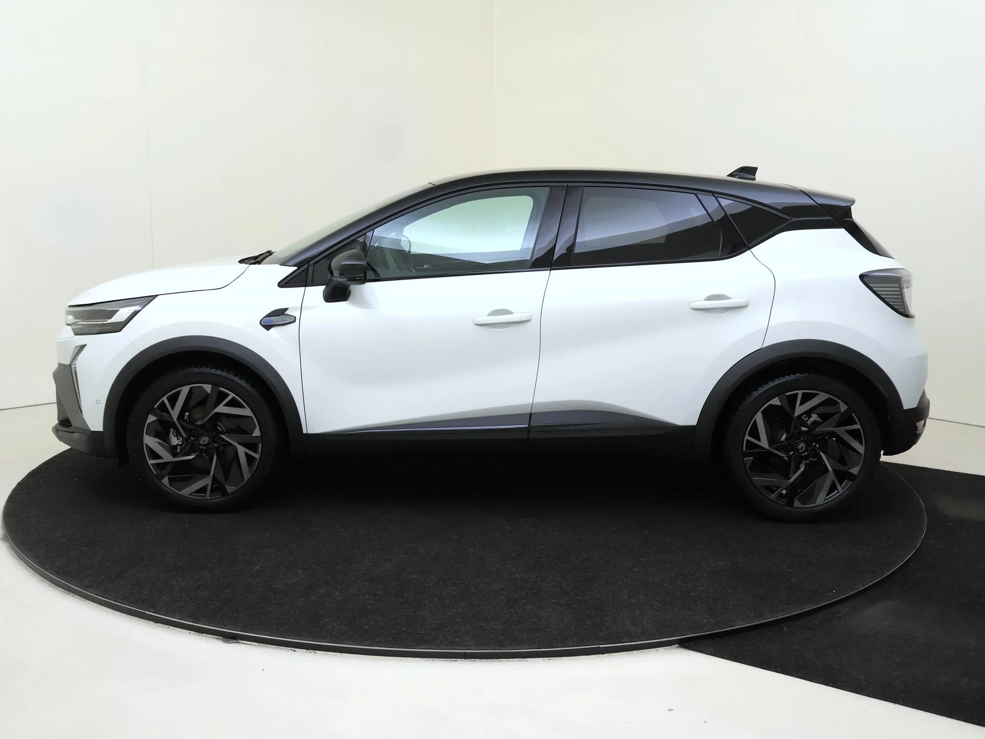 Renault-Captur-image-7